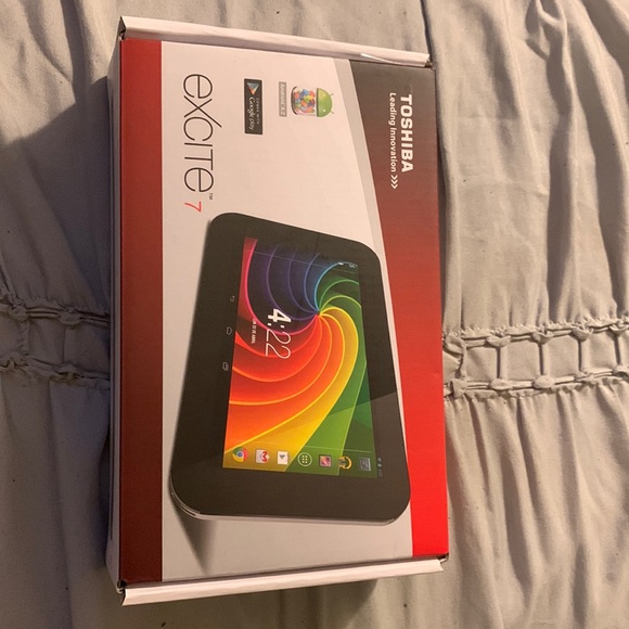 Toshiba Leading Innovation Excite 7 Table - Picture 3 of 4